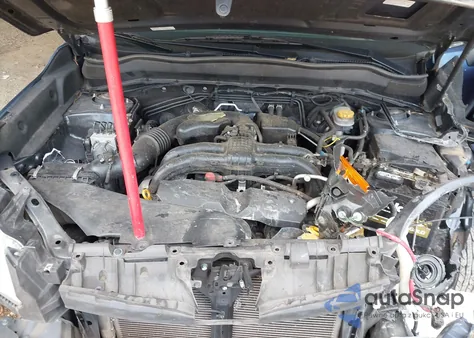 2015 Subaru Forester 2.5I Premium из США, поврежденный, VIN JF2SJADC3FH427023